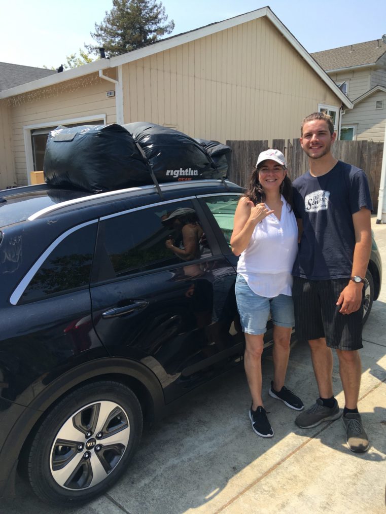 rent luggage customer sport 3